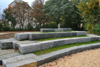 Leipzig - Franz-Mehring-Schule „Berg der Entdecker“